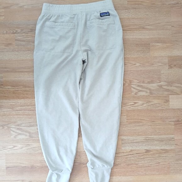 Patagonia Ahnya Organic Cotton Fleece Jogger Pants Beige Size Small - Picture 8 of 8